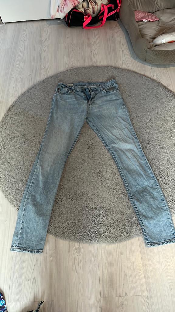Levis 30/34, Ophalen of Verzenden, Zo goed als nieuw, Blauw, W32 (confectie 46) of kleiner