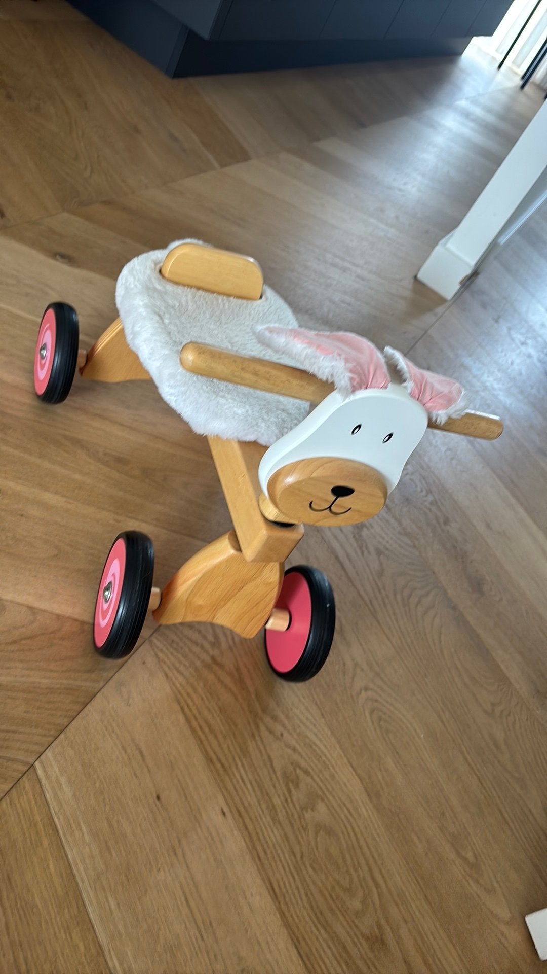 I'm Toy Loopfiets Konijn - Zo goed als nieuw!, Kinderen en Baby's, Speelgoed | Houten speelgoed, Ophalen of Verzenden, Zo goed als nieuw