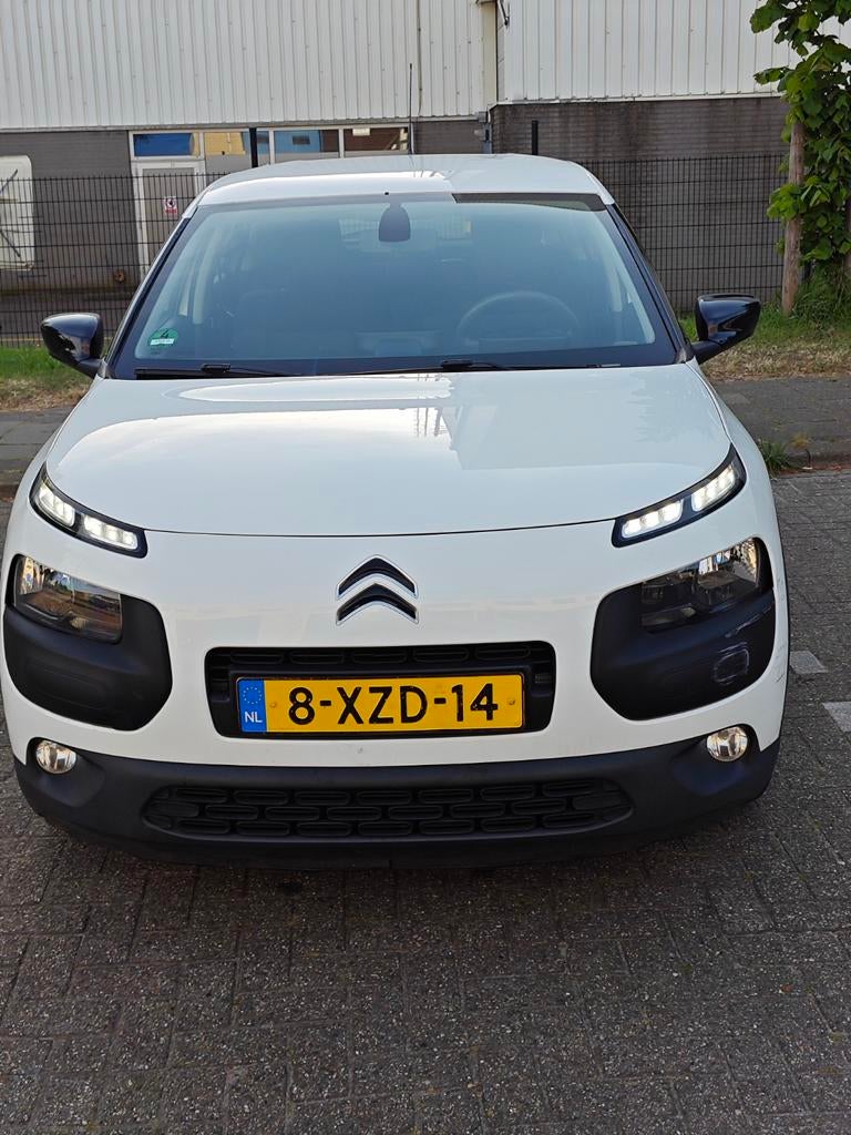 Citroën C4 Cactus 1.2 VTI 82 2014 Wit, Auto's, Citroën, Voorwielaandrijving, 31 €/maand, 1199 cc, Wit