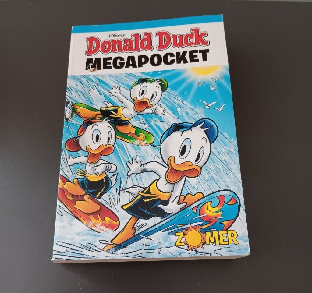 Donald Duck Megapocket Zomereditie stripboek, Boeken, Eén stripboek, Ophalen of Verzenden, Gelezen