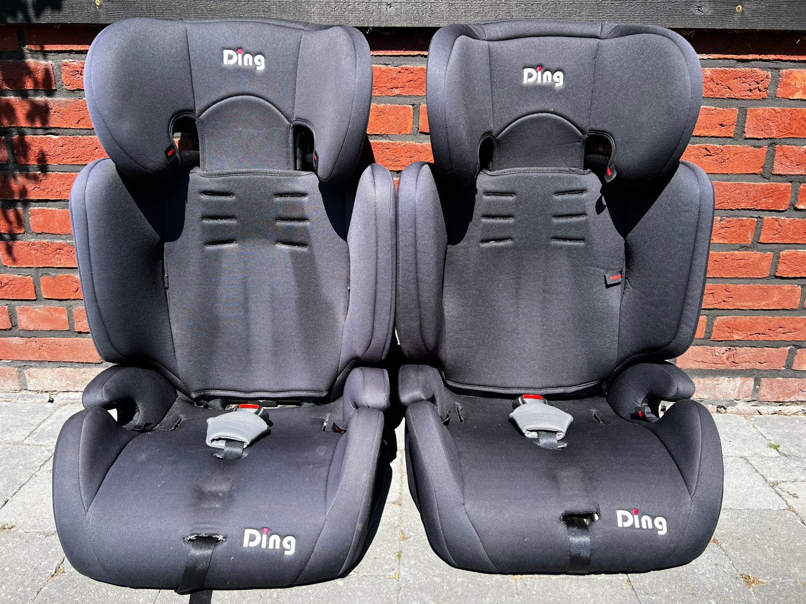 Ding Autostoel 2 stuks, Autogordel, 15 t/m 36 kg, Zo goed als nieuw, Ophalen