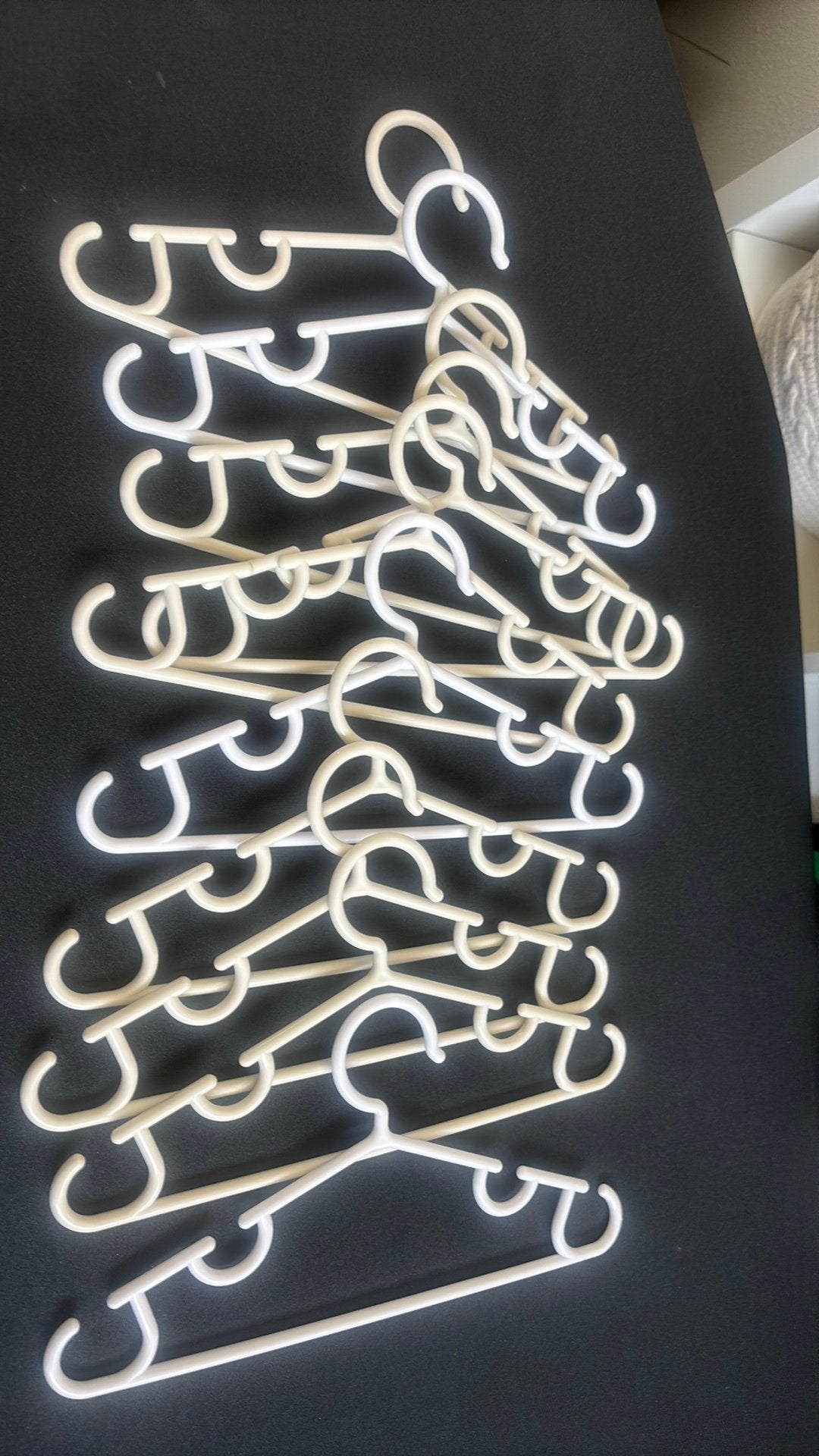 10 kleding hangers kind, Ophalen, Zo goed als nieuw, Hout, Kinderen