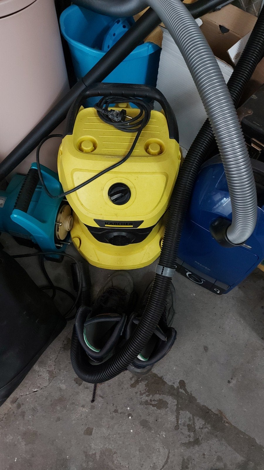 Karcher stofzuiger, Ophalen