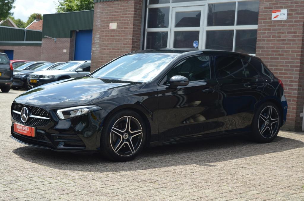 Mercedes-Benz A-Klasse 180 Solution AMG | AUT - CAMERA - NAV, Automaat, 136 pk, Gebruikt, 4 cilinders