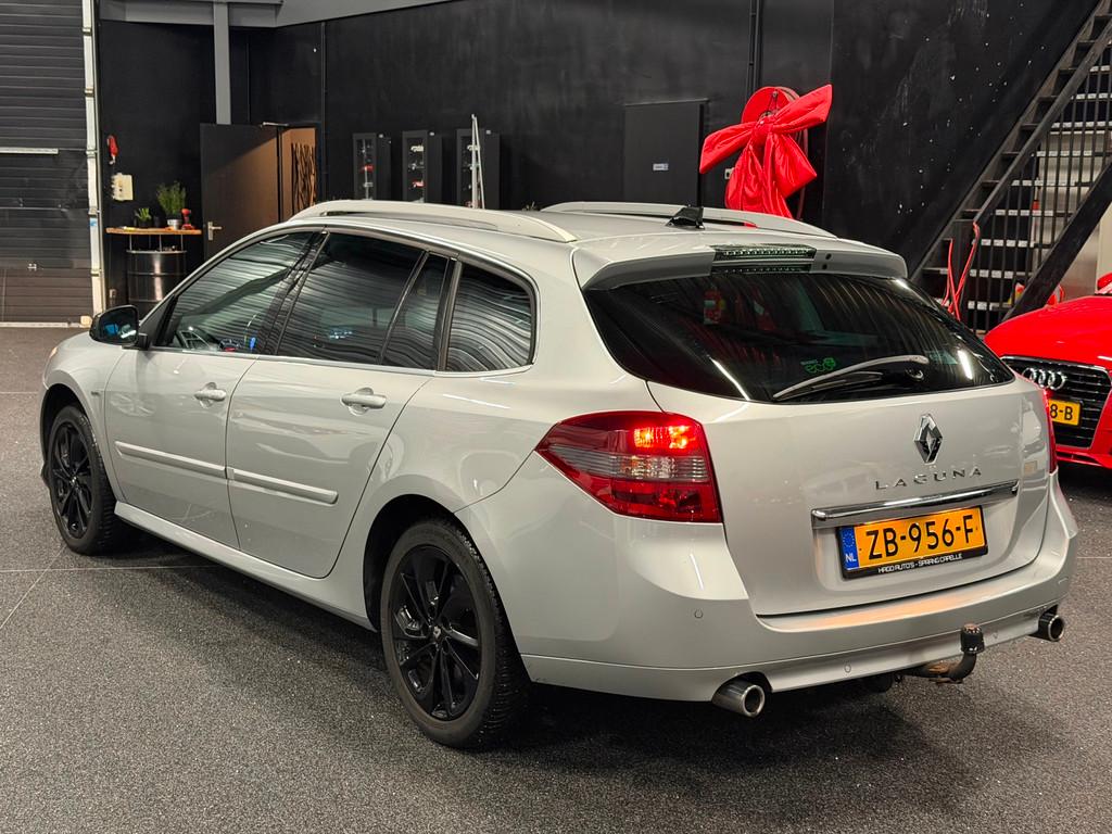 Renault Laguna Estate 1.5 dCi Bose AUTOMAAT/XENON/NAVI/AIRCO, Auto's, Gebruikt, 4 cilinders, Leder en Stof, 23 km/l