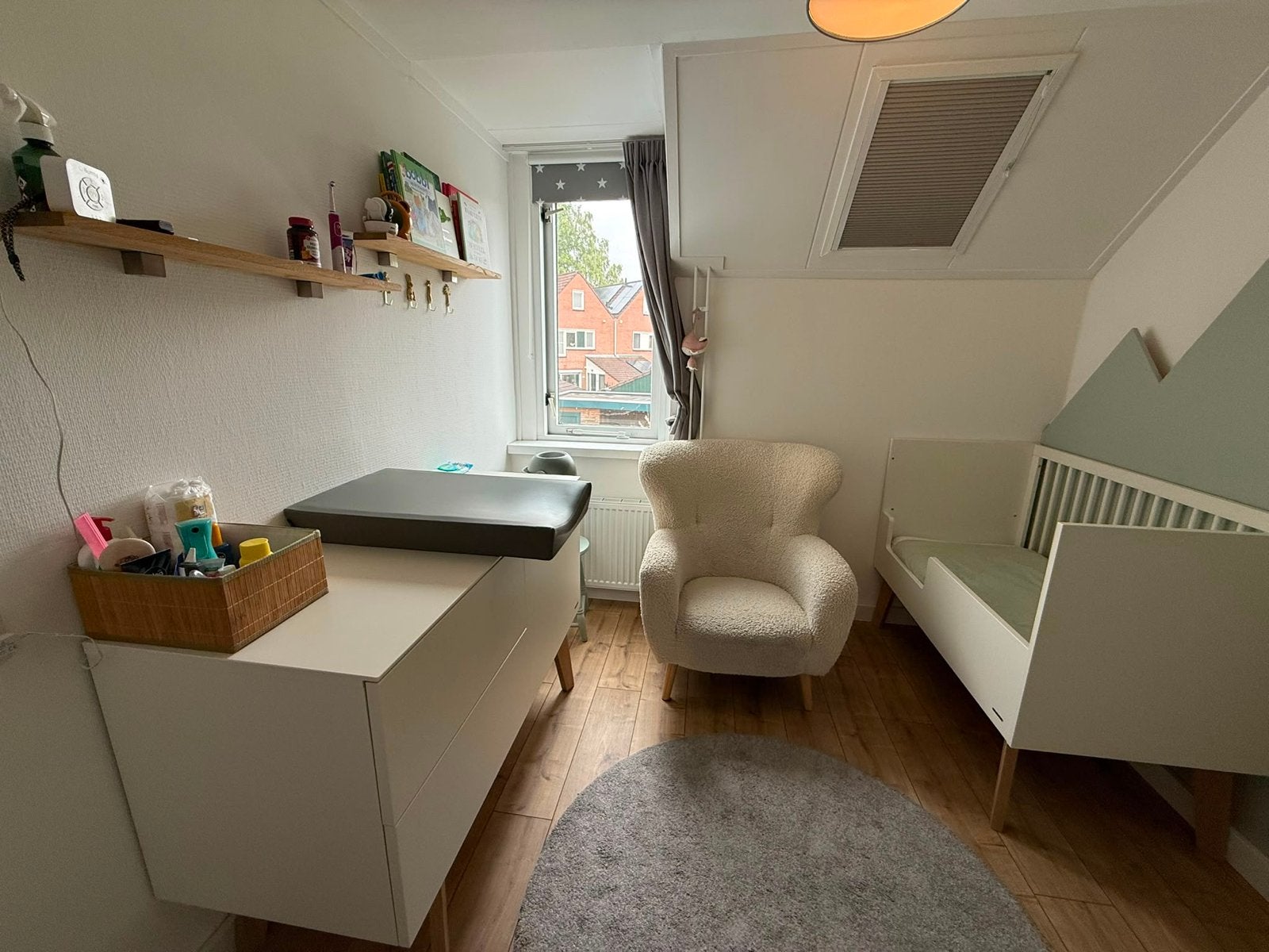 Complete babykamer: ledikant, commode en kledingkast, Ophalen of Verzenden, Gebruikt, Jongetje of Meisje