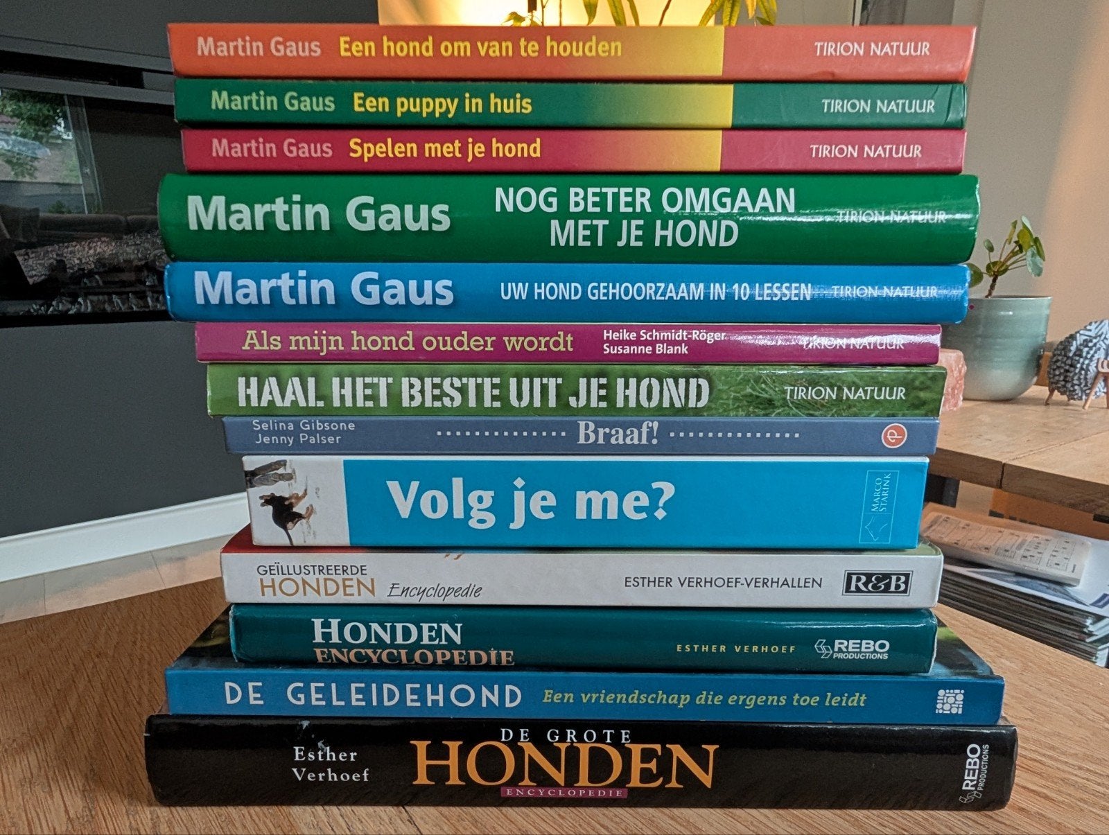 Diverse honden boeken, encyclopedieën en studieboeken, Ophalen of Verzenden, Zo goed als nieuw, Honden