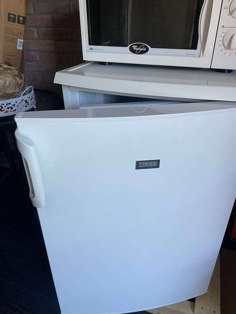 Zanussi koelvrieskast  zgan, Ophalen of Verzenden, Zo goed als nieuw, Minder dan 60 cm