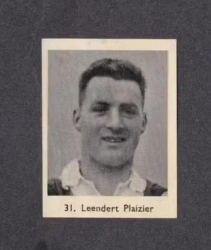 Voetbalplaatje Leendert Plaizier (31)., Verzamelen, Ophalen of Verzenden, Zo goed als nieuw