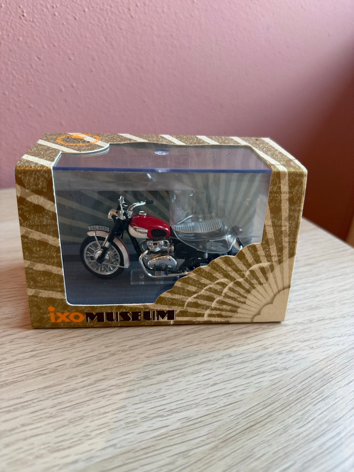 IXO Museum Triumph T120 Bonneville 1967 schaalmodel, Ophalen of Verzenden, Nieuw, Overige typen, Overige merken