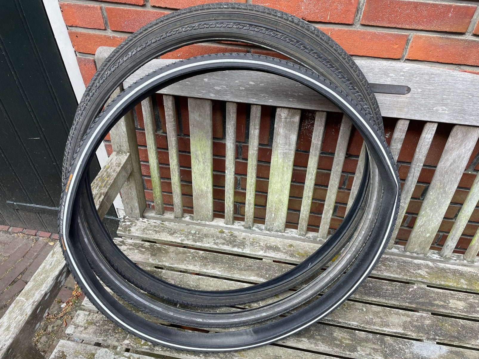 Fietsbanden 700x35C (37-622) - Gebruikt buitenband, Fietsen en Brommers, Ophalen of Verzenden, Zo goed als nieuw, Mountainbike
