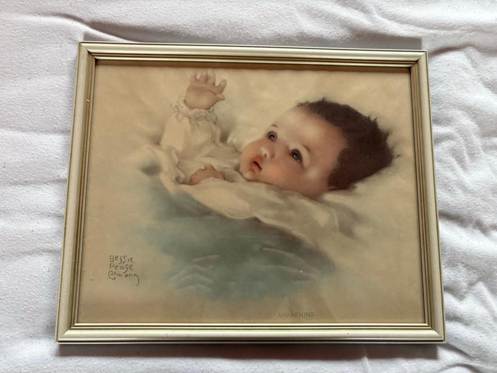 Bessie Peage baby schilderij, Ophalen