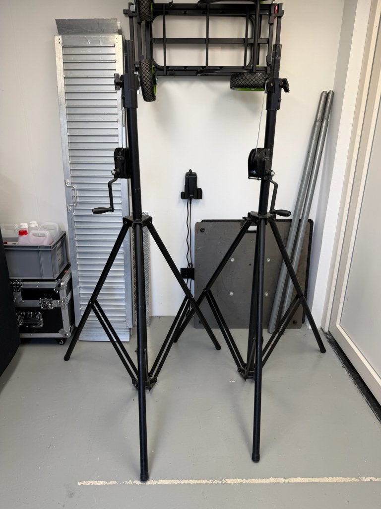 Showtec Wind Up Statief 1,75 – 4,0 m, Muziek en Instrumenten, Standaards, Gebruikt, Muziekstandaard, Licht of Laser, Speaker, Ophalen