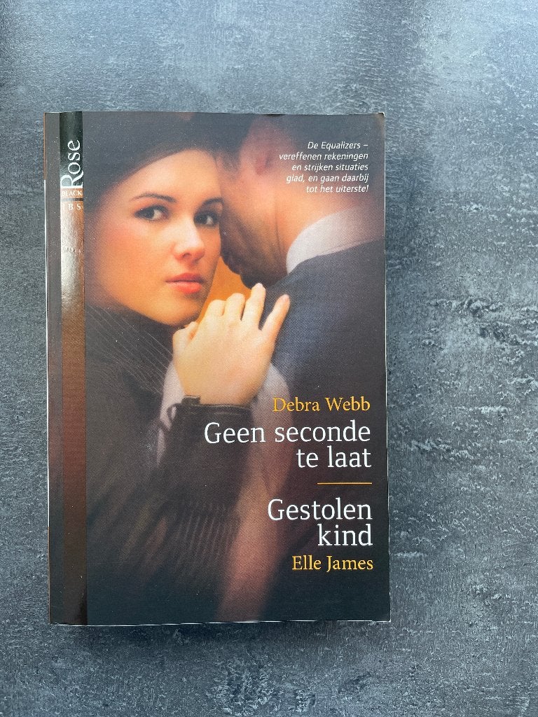 Rose black boek met twee boeken er in, Boeken, Ophalen, Gelezen