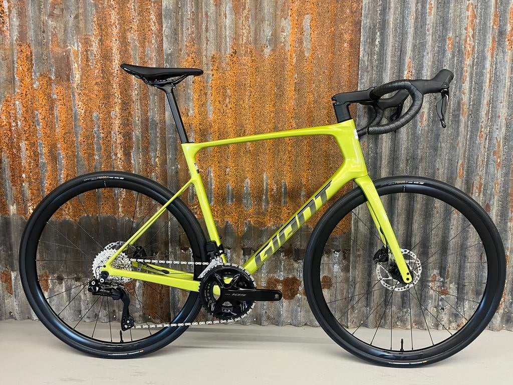 Giant Defy Advanced 1, Ophalen, 28 inch, Carbon, Nieuw