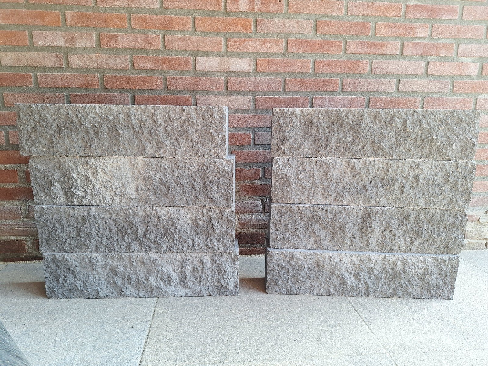 Rotsachtige betonblokken voor de tuin, Ophalen, Nieuw, Beton