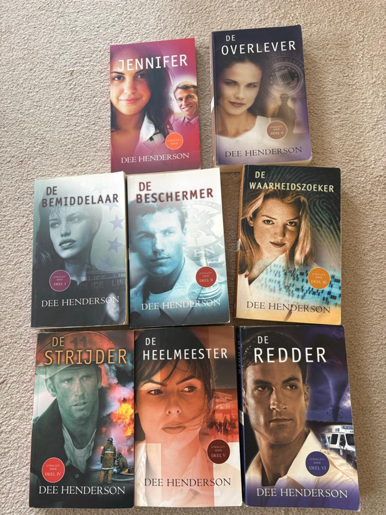 Dee Henderson O'Malley Serie: Unieke Complete Set (7 Boeken), Boeken, Ophalen, Zo goed als nieuw, Nederland