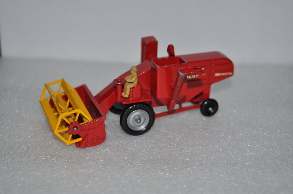 Lesney Combine harvester, Ophalen of Verzenden, Gebruikt, Auto
