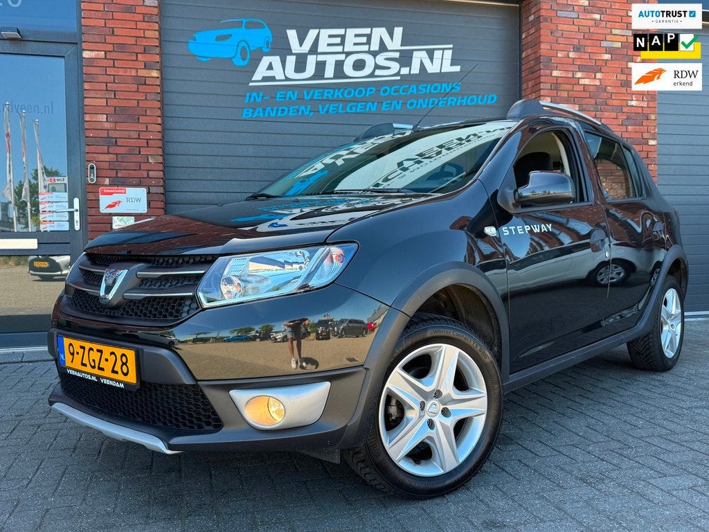 Dacia Sandero 0.9 TCe Stepway Lauréate Weinig KM NAP Cruise, Voorwielaandrijving, Gebruikt, 31 €/maand, Zwart