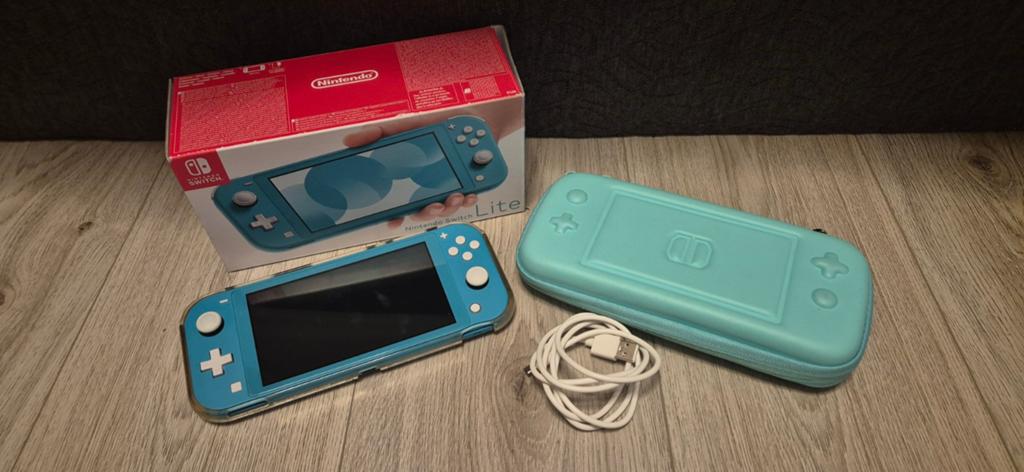 Nintendo Switch Lite - Turquoise 32 GB, Ophalen of Verzenden, Zo goed als nieuw, Zonder controller, Switch Original