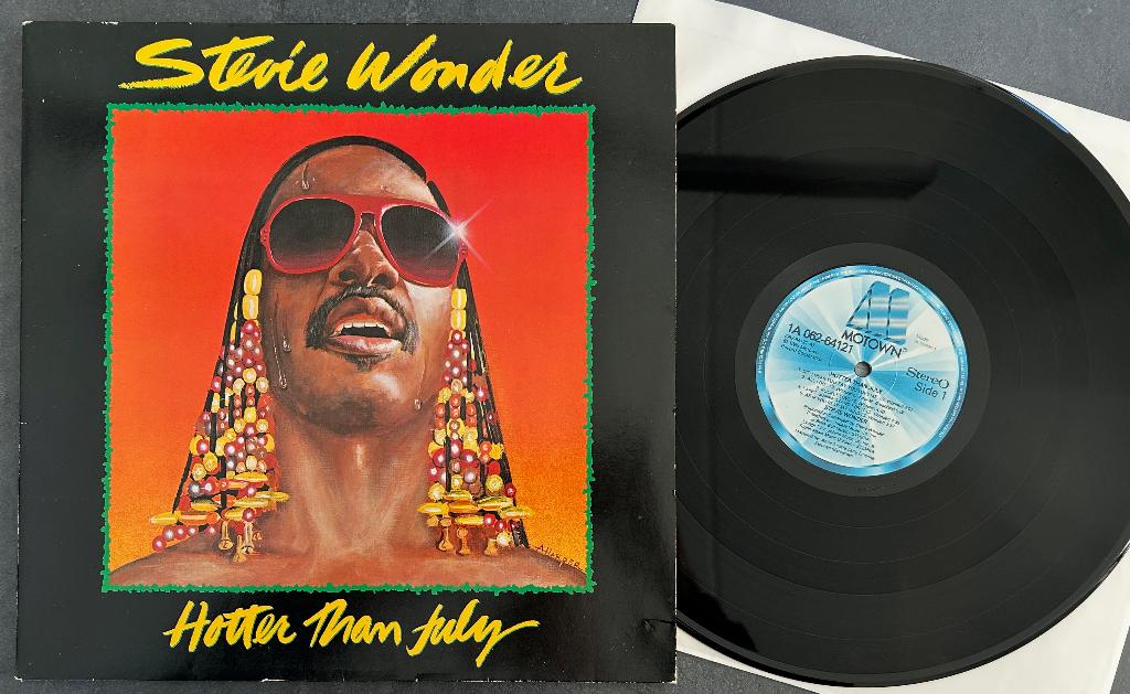 STEVIE WONDER - Hotter than july ( LP ), Cd's en Dvd's, Inclusief binnenhoes, 1980 - 1989, Ophalen of Verzenden, Zo goed als nieuw