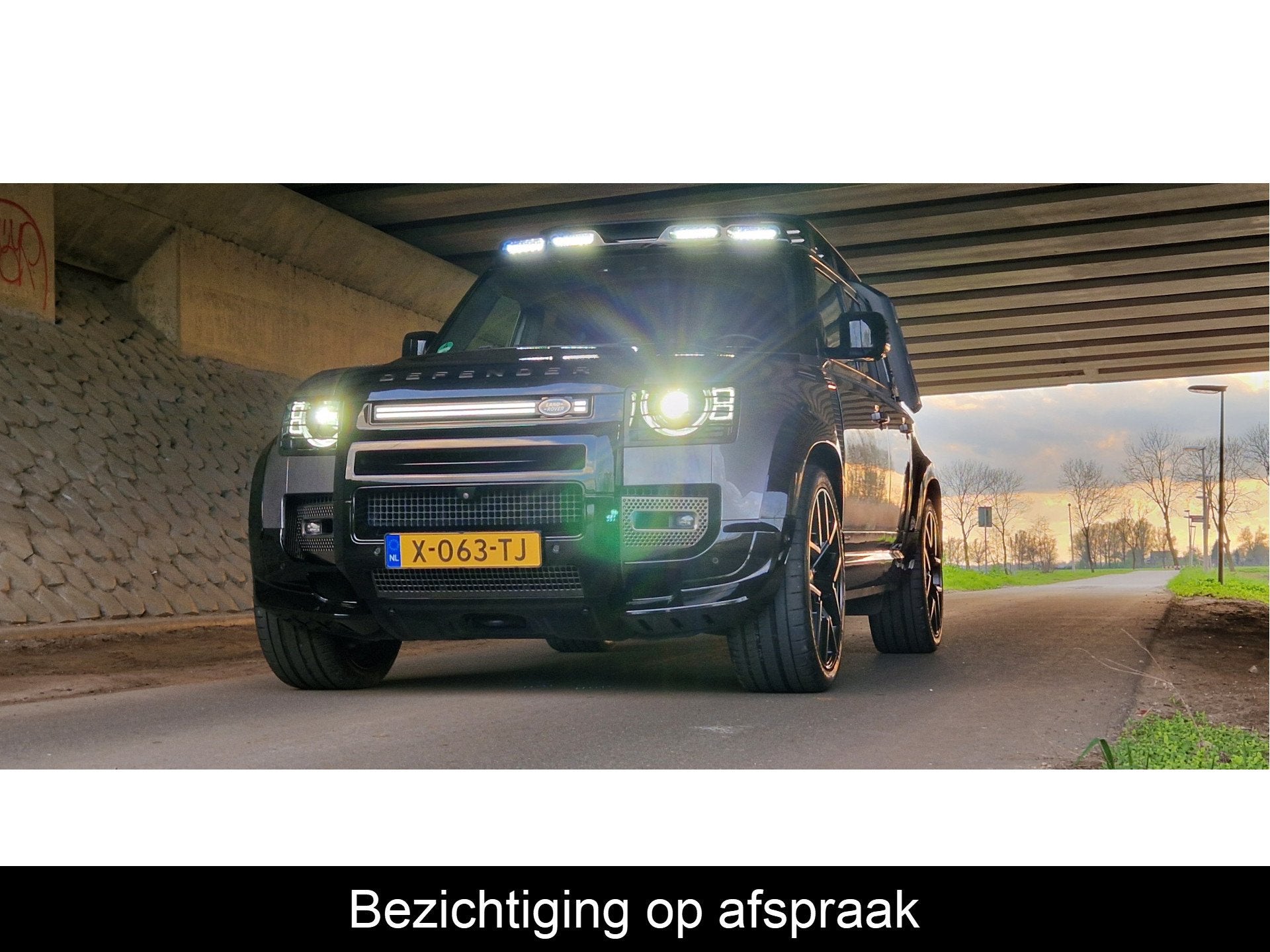 Land Rover Defender 3.0 P400 110 X-Dynamic HSE * V6 * EYE-CA, Auto's, Land Rover, Automaat, Gebruikt, 2996 cc, Leder