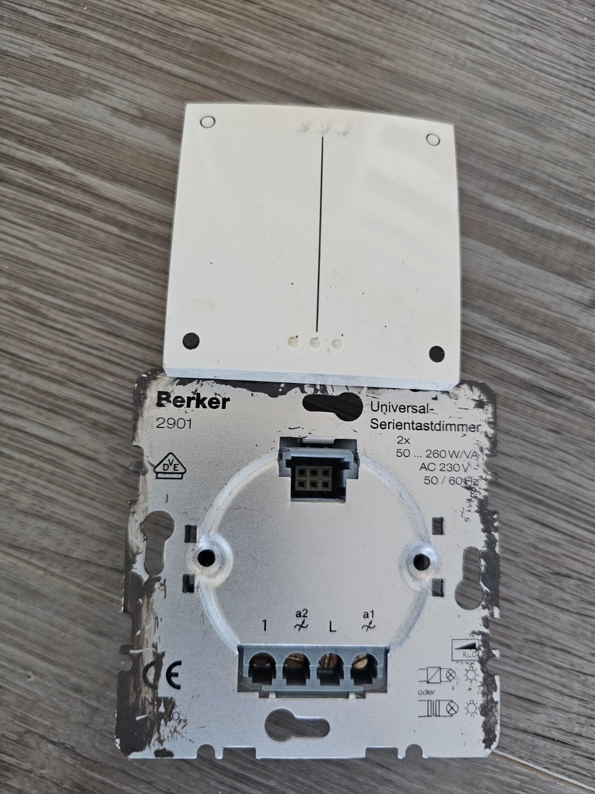 Berker 2901 Universele Seriedimmer met Afdekplaat Wit, Doe-het-zelf en Verbouw, Ophalen of Verzenden, Gebruikt, Berker, Dimmer