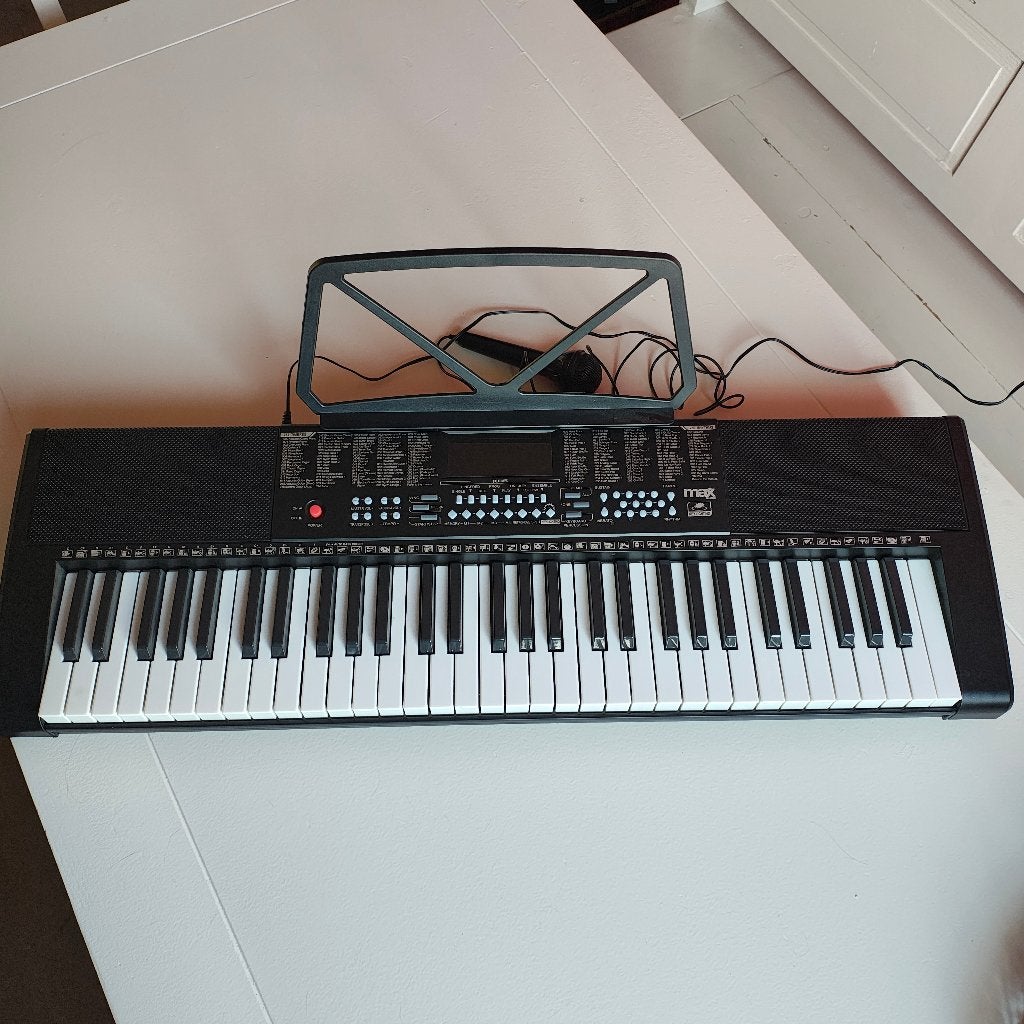 Keyboard met verlichte toetsen, Ophalen, Zo goed als nieuw, Overige aantallen, Overige merken