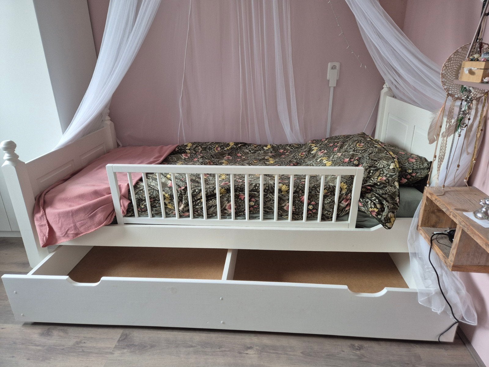 Massief houten bed 90x200, Ophalen, Zo goed als nieuw, 180 cm of meer, 85 tot 100 cm