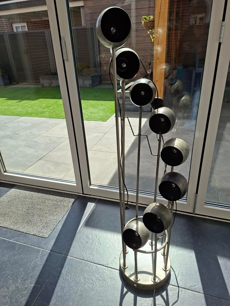 Moderne schemerlamp 132cm hoog., Huis en Inrichting, Ophalen, Zo goed als nieuw, Metaal