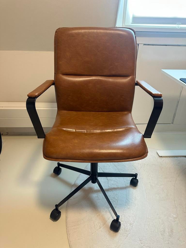 Bureaustoel cognac kleurig, draaibaar en verstelbaar, Huis en Inrichting, Bureaustoelen, Ophalen, Gebruikt, Bruin, Bureaustoel