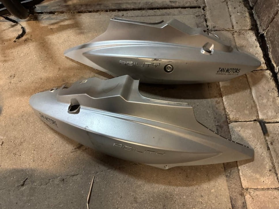 Kymco Agility Zijkappen - Set (Links & Rechts), Ophalen of Verzenden, Gebruikt, Kap, Kymco