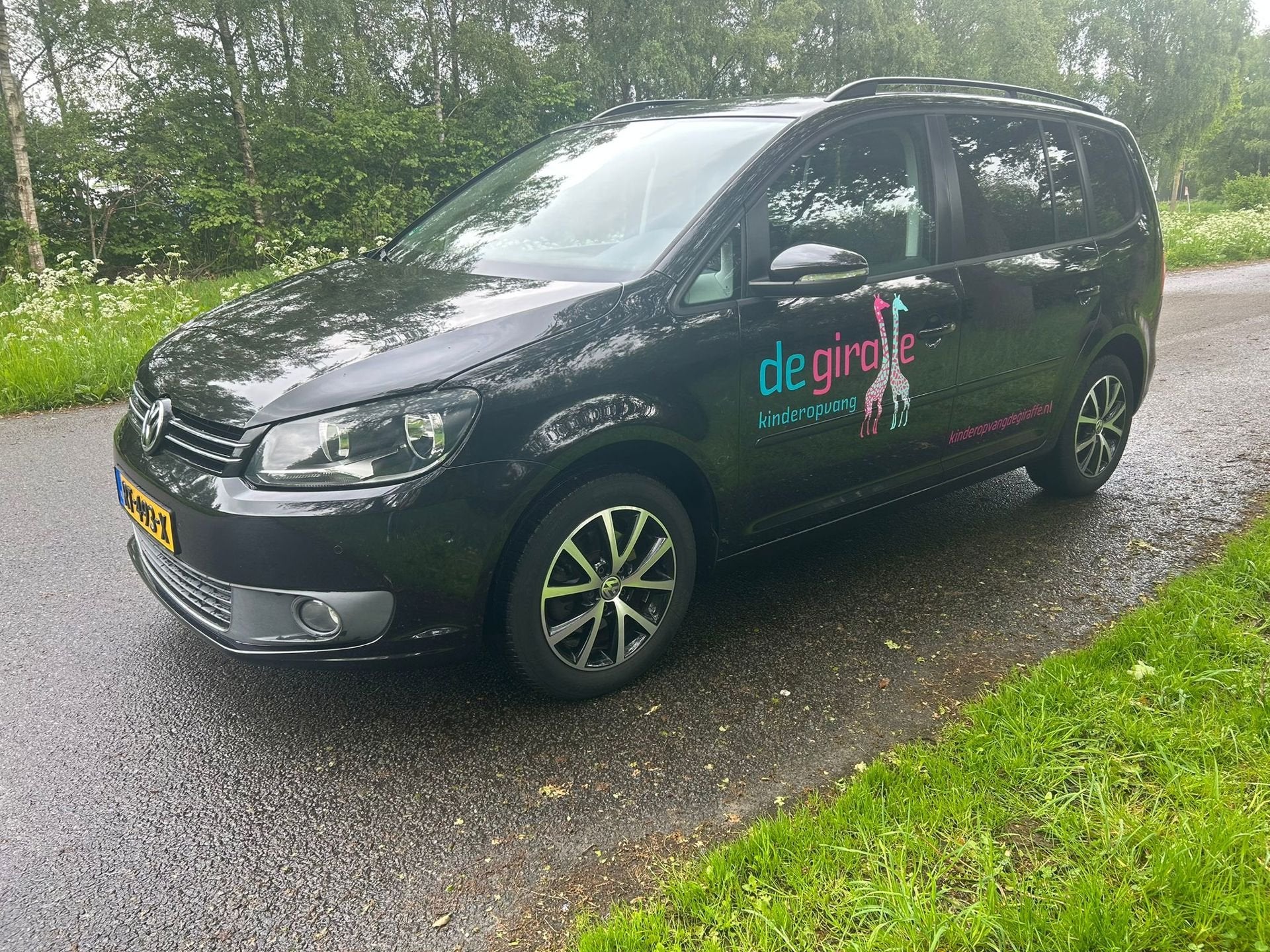 Volkswagen Touran 1.6 TDI Highline BlueMotion 7p., Auto's, Voorwielaandrijving, Euro 5, 1490 kg, Gebruikt