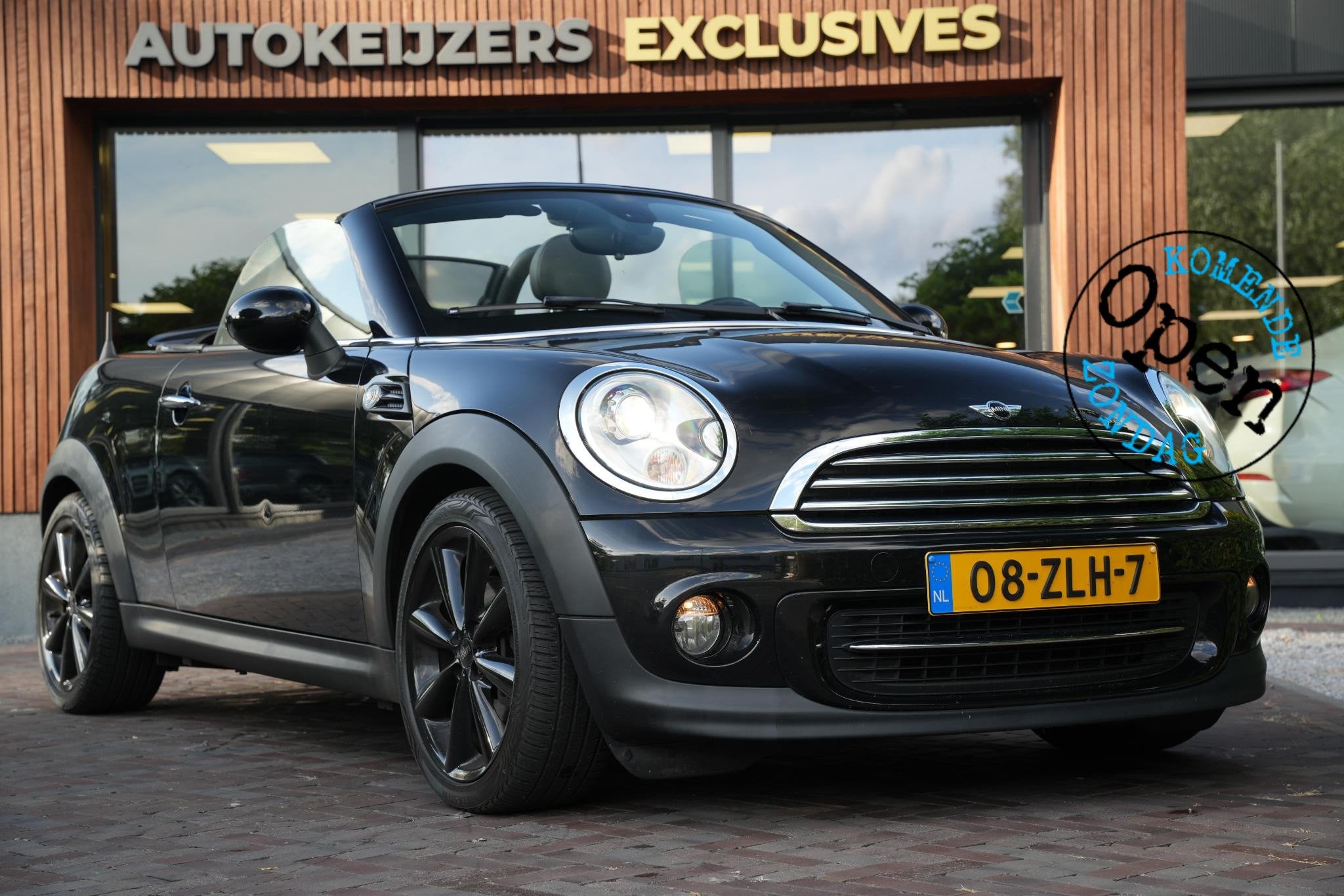 MINI Roadster 1.6 Cooper Chili Cabrio Cruise Clima Navigatie, Auto's, Voorwielaandrijving, Euro 5, Gebruikt, Zwart