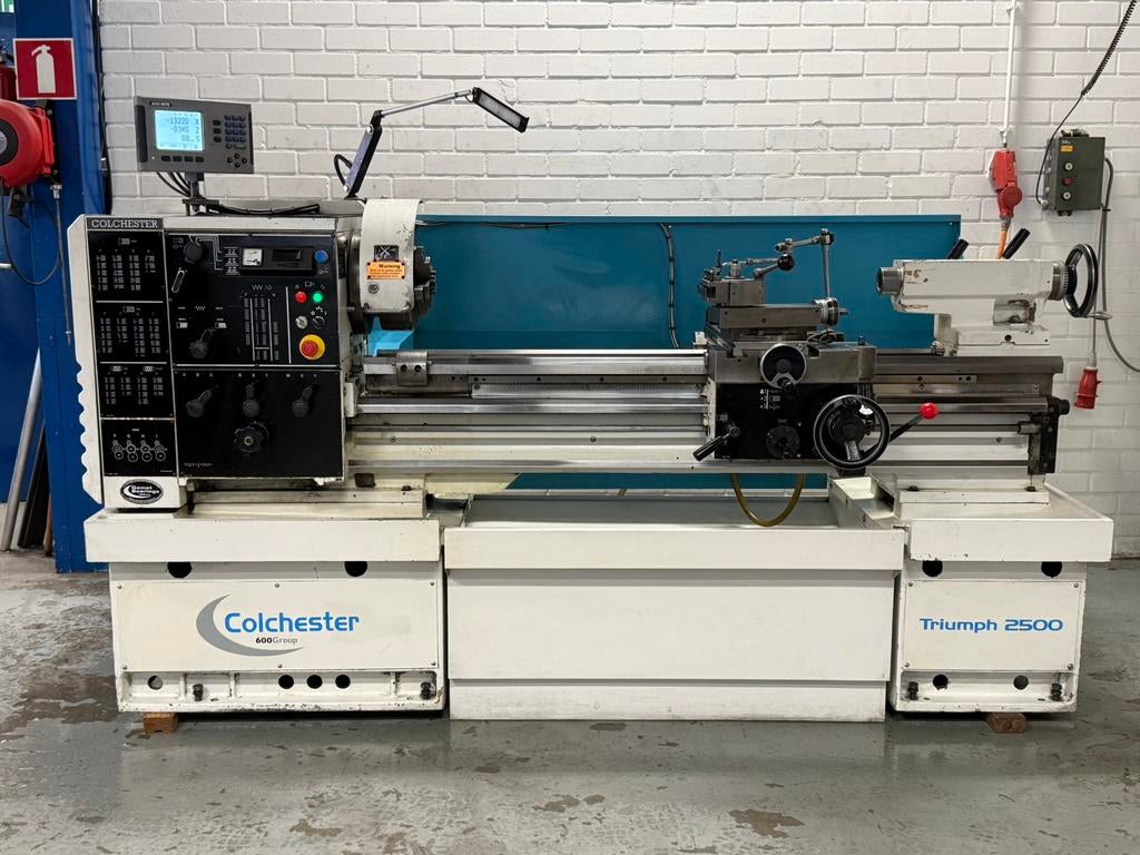 Colchester Triumph 2500 Conventionele Draaibank, Doe-het-zelf en Verbouw, Ophalen, Info@dimatech.nl, Gebruikt, 1000 mm of meer
