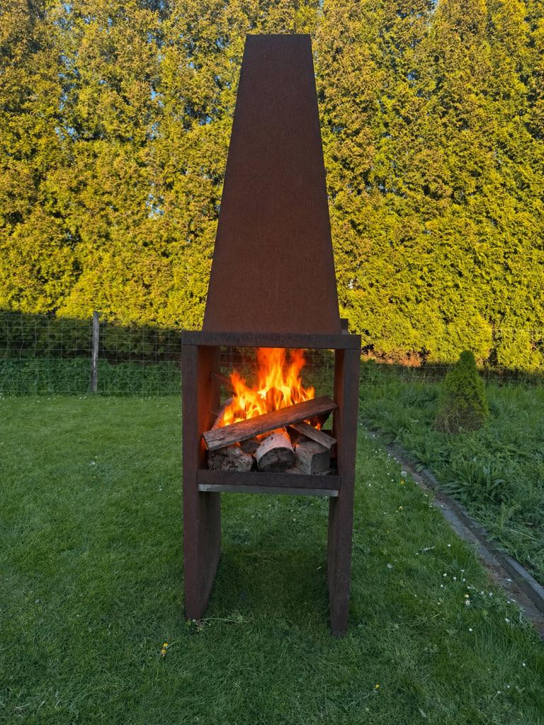 Cortent staal kachel, Ophalen, Zo goed als nieuw