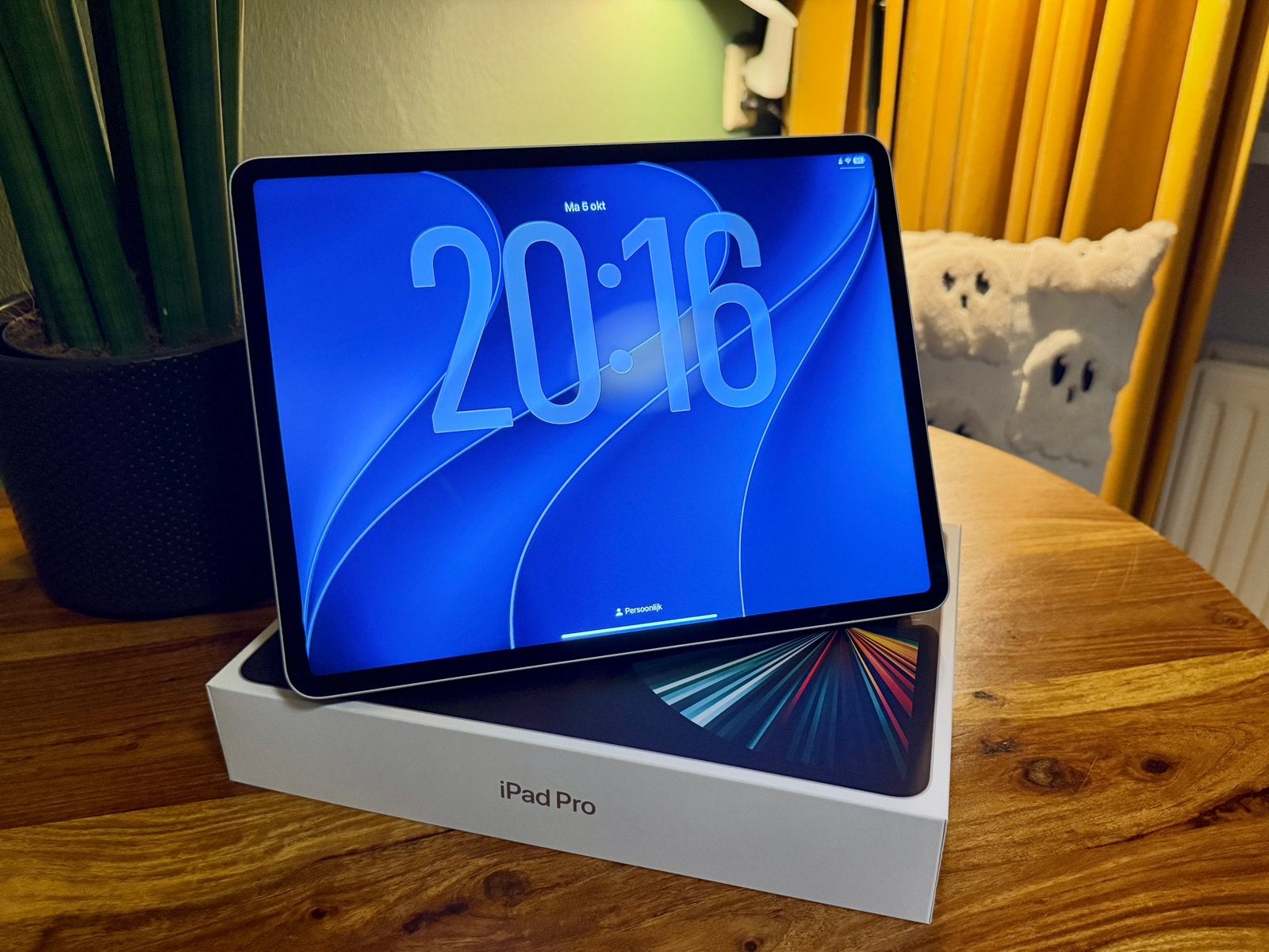 iPad Pro 12,9” 5e gen. 256GB + Pencil 2 en folio case zilver, Computers en Software, Ophalen, Apple iPad, 12 inch, Zo goed als nieuw