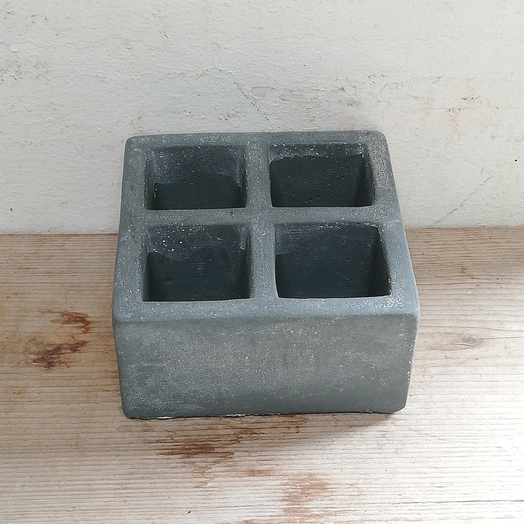 Betonnen plantenbak met 4 vakken - Grijs, Tuin en Terras, Steen, Gebruikt, Minder dan 30 cm, Minder dan 60 cm