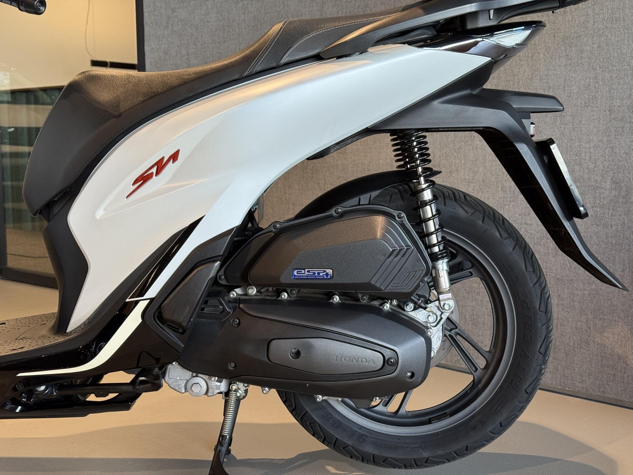 Honda SH 150i ABS 150 Motorscooter Automaat Mat White 14.500, Scooter, 11 kW of minder, Automaat, 153 cc