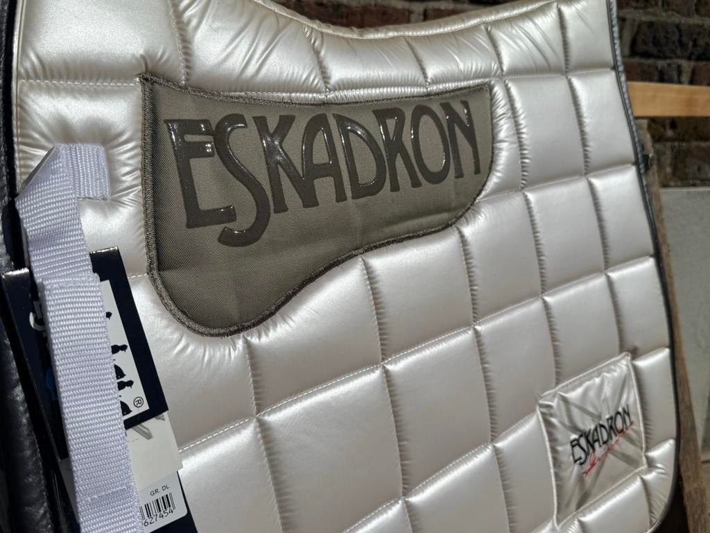 Eskadron zadeldek, parelwit superchique DR FULL  NIEUW, Full (L), Wit, Dressuurdekje, Ophalen of Verzenden