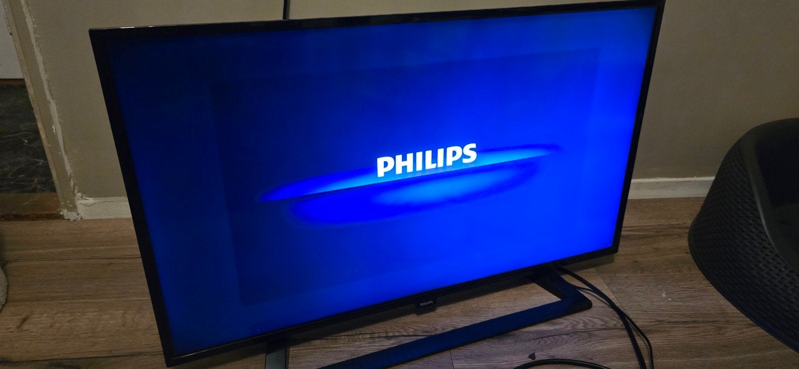 Philips 40 inch Full HD LED TV - Compleet en goed werkend, Ophalen, Philips, 100 cm of meer, Full HD (1080p)