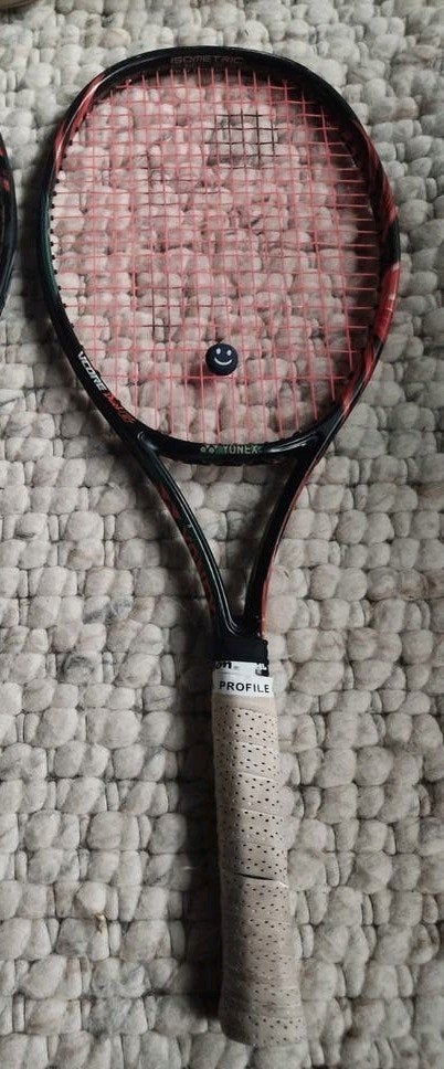 Yonex Vcore Tour G tennissracket met tas, Ophalen of Verzenden, Gebruikt, Racket, Overige merken