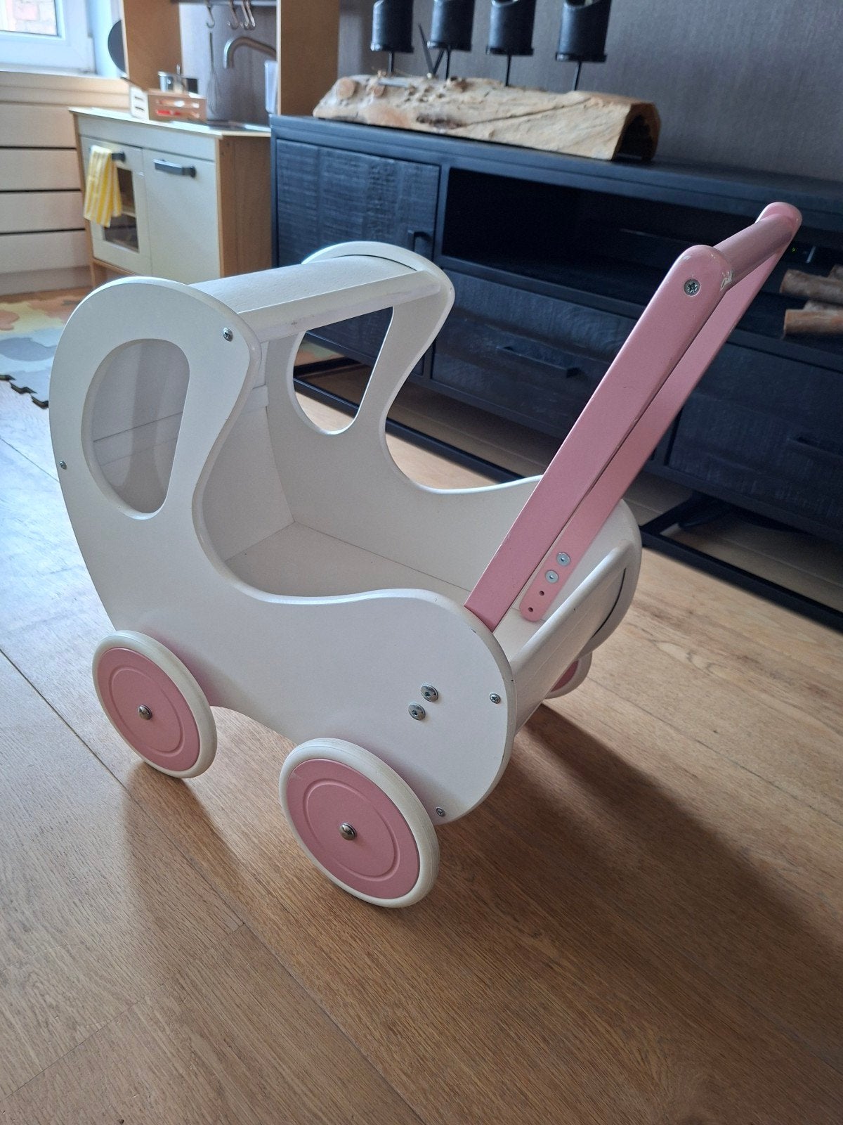 Houten poppenwagen wit met roze accenten, Ophalen, Gebruikt, Overige typen