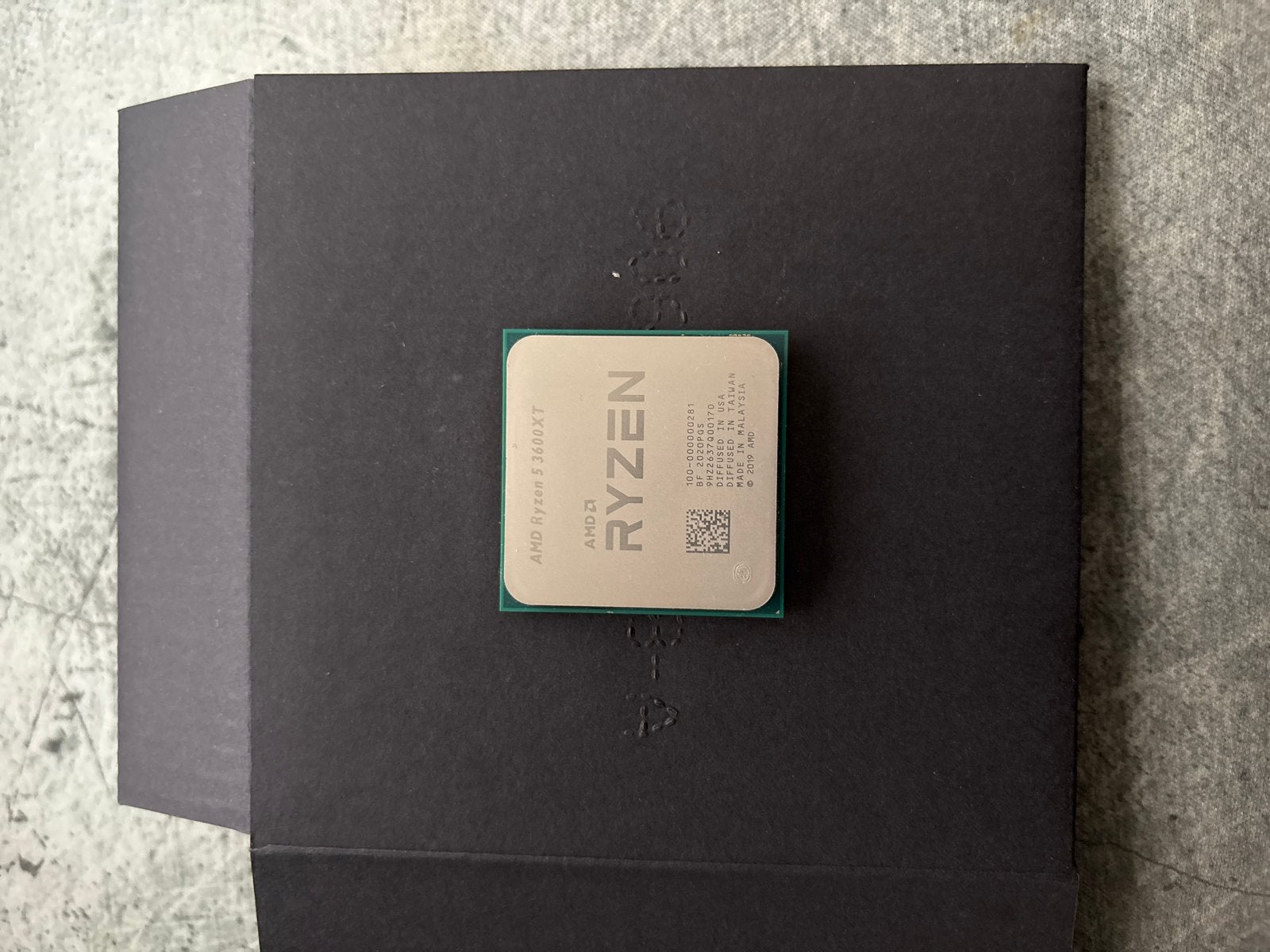 AMD Ryzen 5 3600XT Processor - Zo goed als nieuw, Computers en Software, Ophalen of Verzenden, Zo goed als nieuw, 6-core, 3 tot 4 Ghz