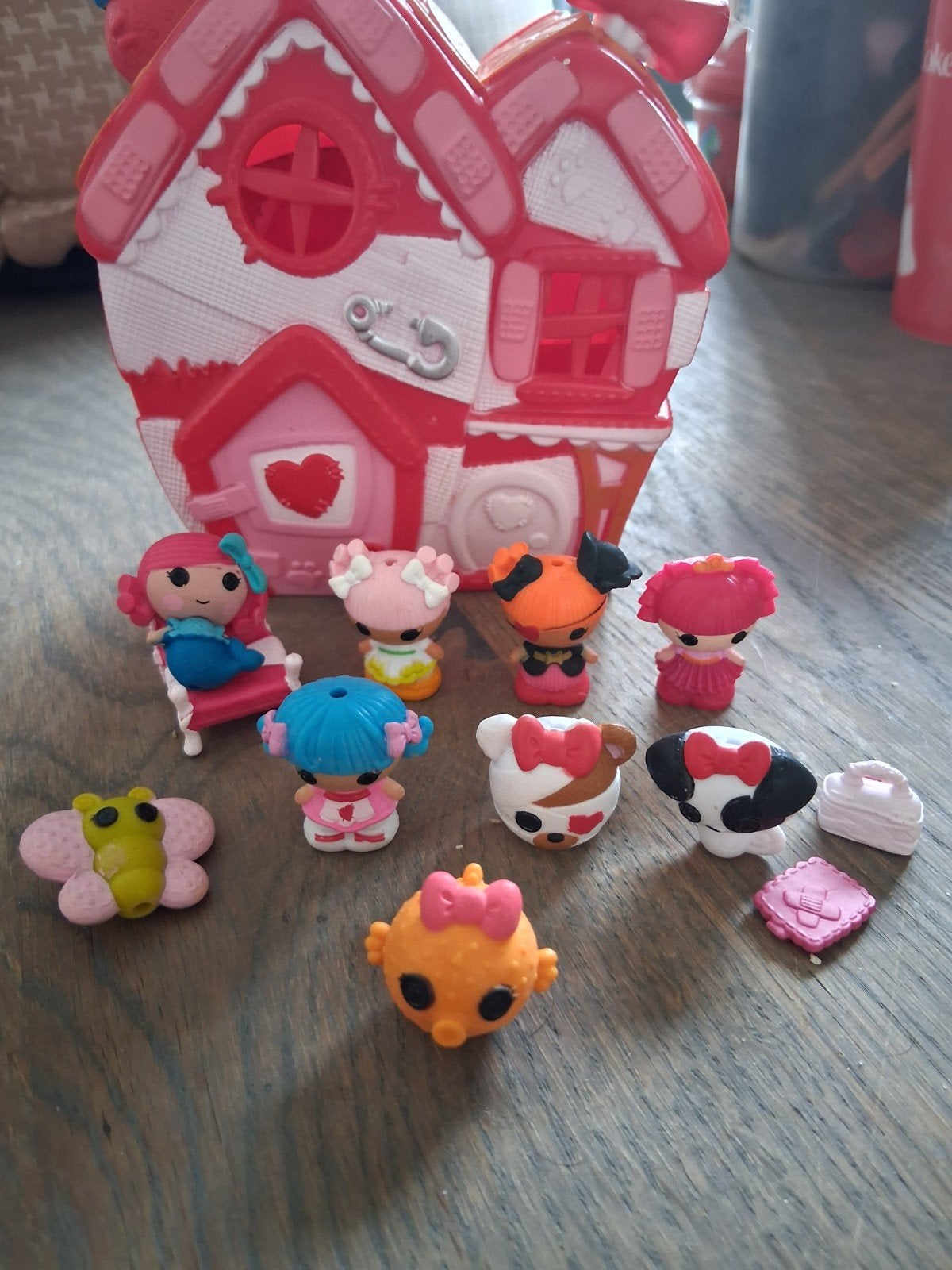 Lalaloopsy Mini Speelhuisje met Poppetjes en Accessoires, Kinderen en Baby's, Speelgoed | Poppen, Ophalen of Verzenden, Gebruikt