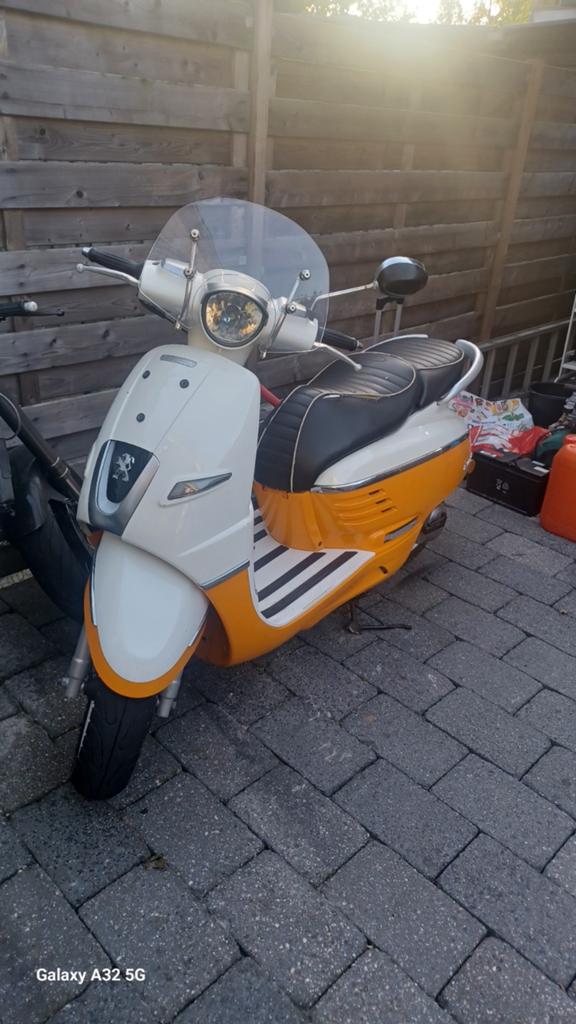 Peugeot django snorscooter, Ophalen, Gebruikt, Benzine
