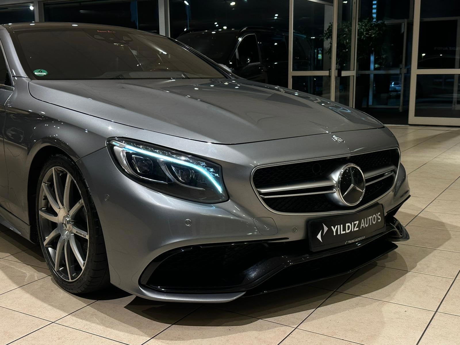 Mercedes-Benz S-klasse Coupé S500 4Matic Coupé|63-AMG Styl, Auto's, Mercedes-Benz, Gebruikt, 4 stoelen, Bedrijf, Vierwielaandrijving