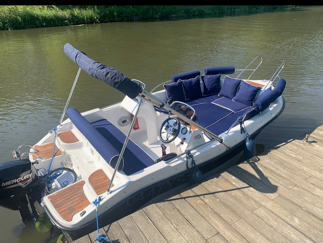 Prachtige nette open consoleboot, Buitenboordmotor, Zo goed als nieuw, Polyester, Consoleboot