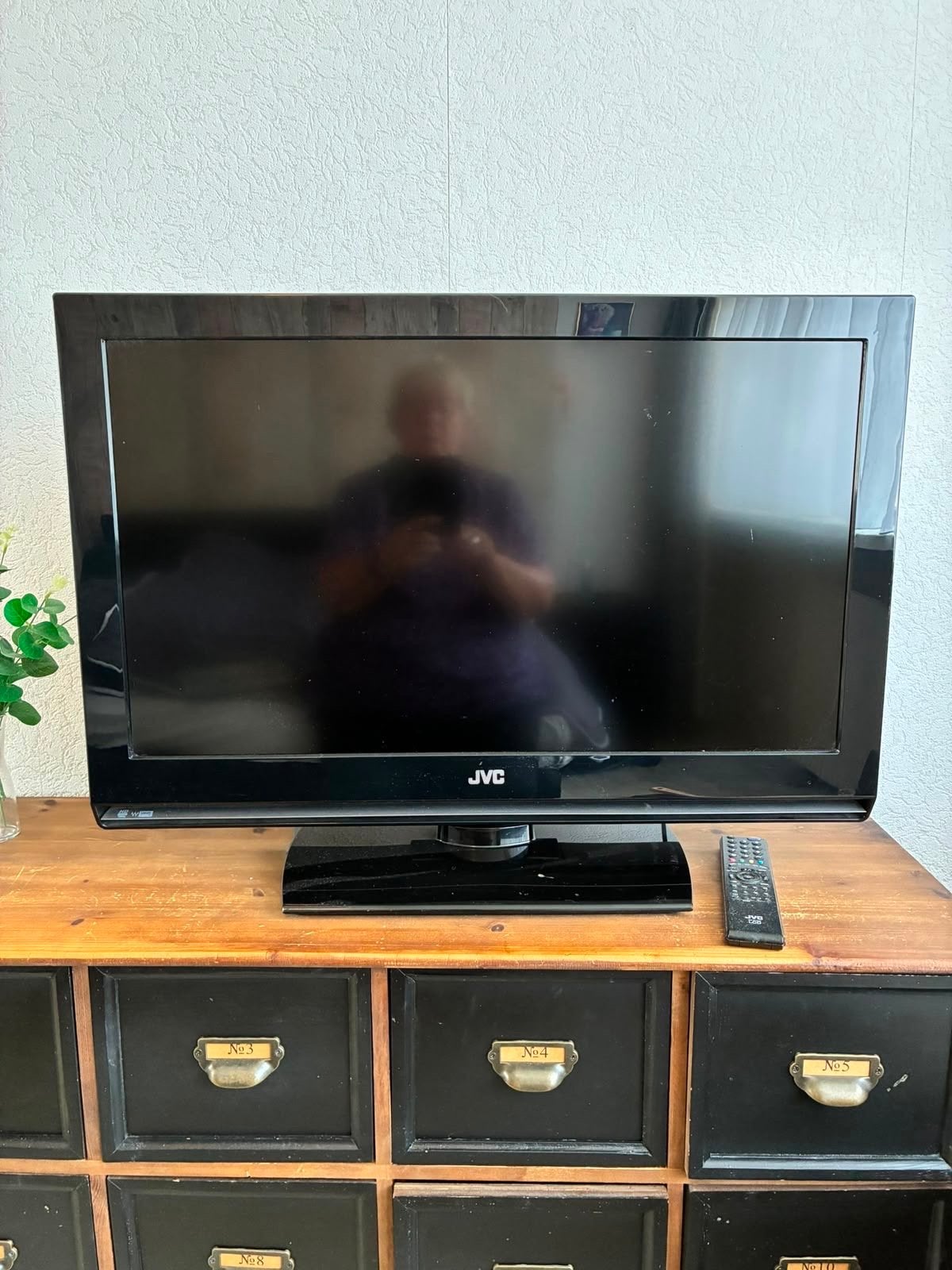 JVC 1080p TV met afstandsbediening, Audio, Tv en Foto, Televisies, Ophalen, Gebruikt, Full HD (1080p)