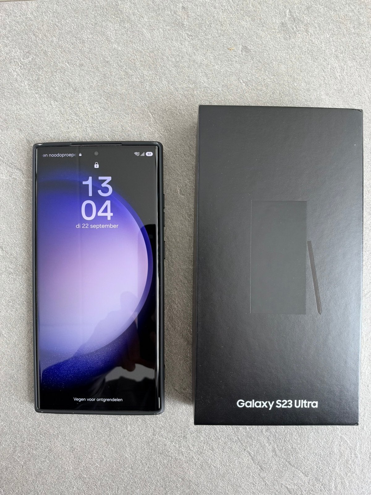 Samsung Galaxy s23 Ultra 1TB - Gebarsten achterkant